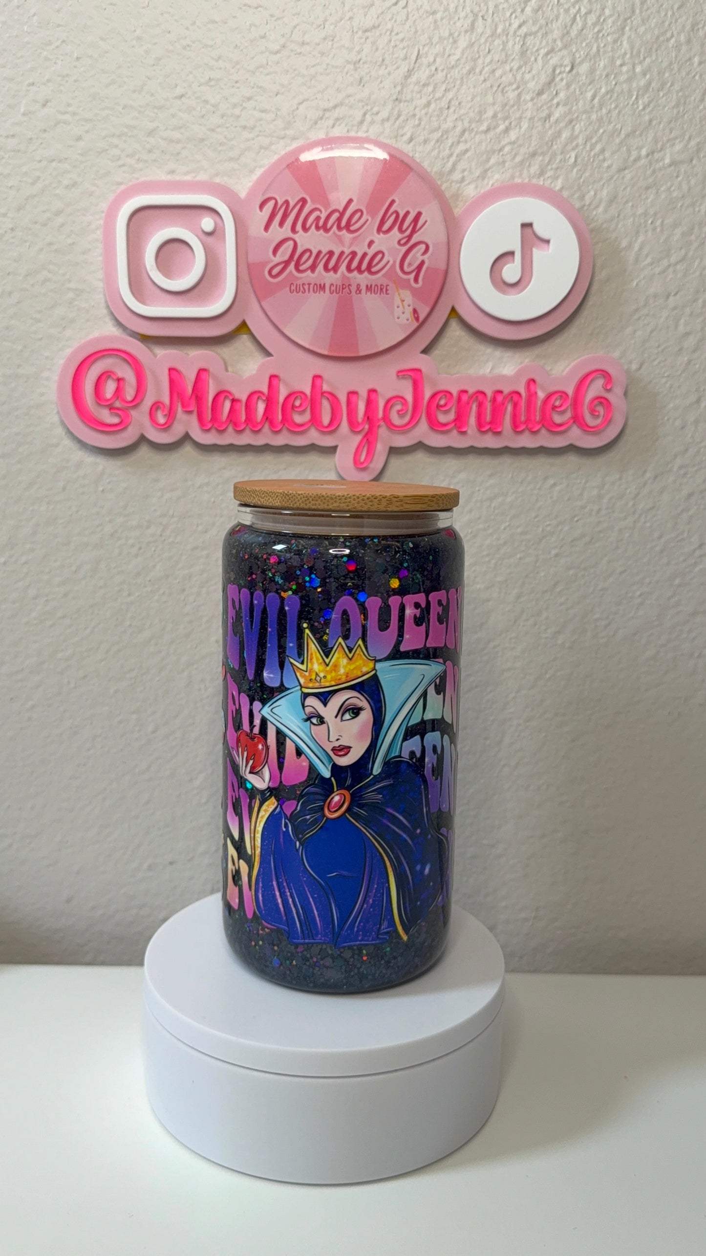 16oz Evil Queen Glass Snow Globe Cup